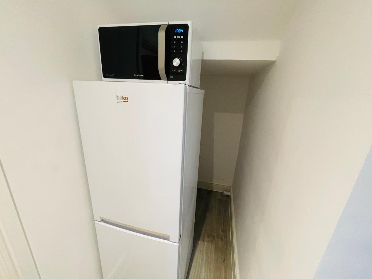 New Modern Studio Apartment, Parking, Netflix Kenilworth Exteriér fotografie